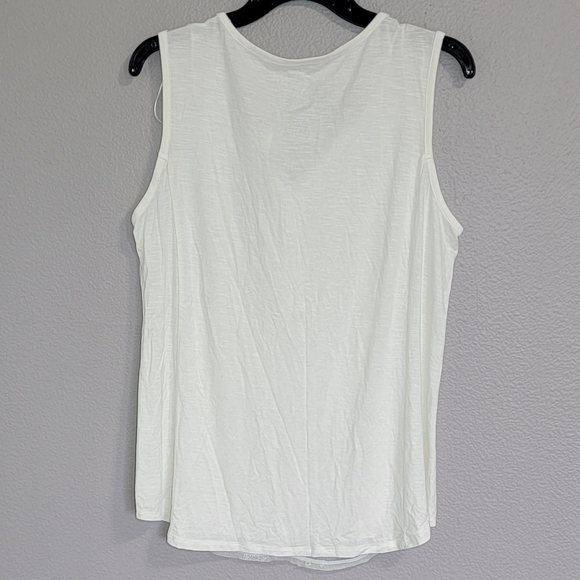 ST. JOHN'S BAY WHITE TANK TOP/SIZE L - Picture 3 of 14